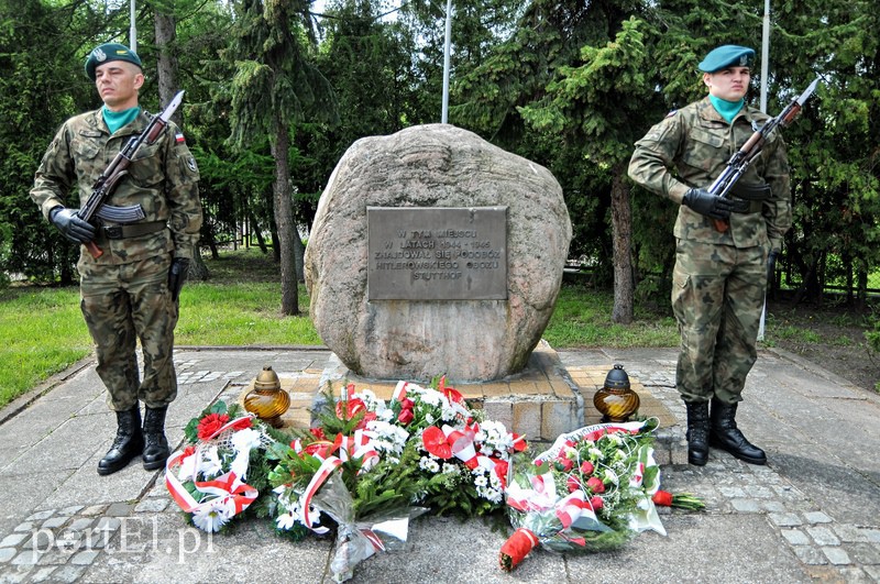 Rocznica obchodzona w ciszy zdjęcie nr 105856