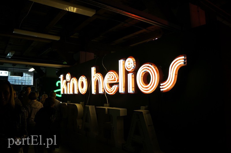 Kina nie ma, neon świeci zdjęcie nr 106377