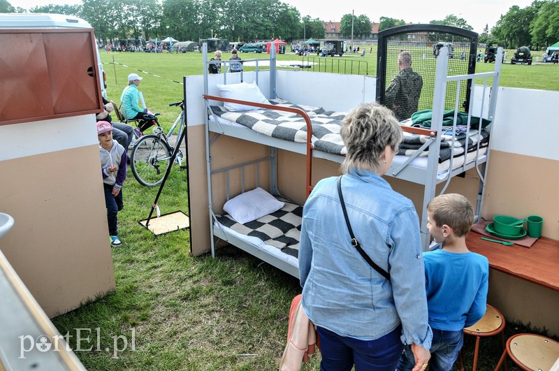 Mundurowy zawrót głowy zdjęcie nr 106770