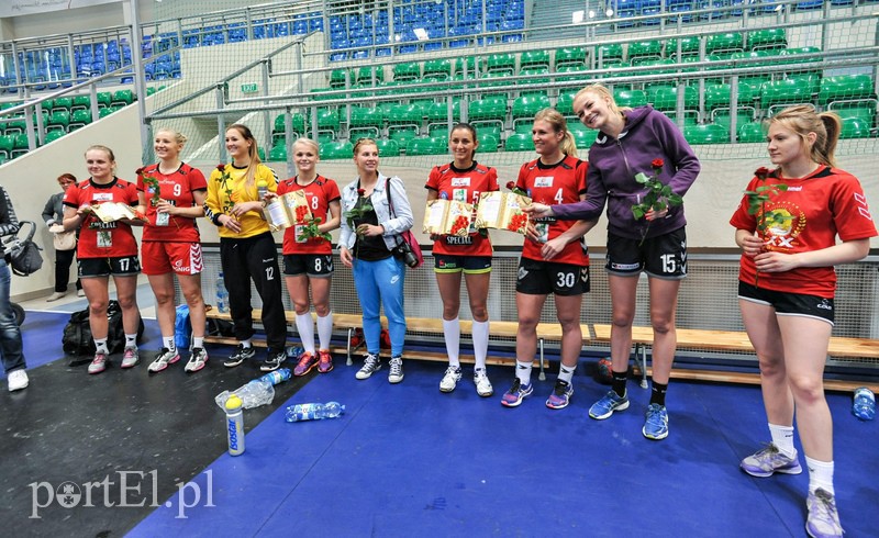 Kibice podziękowali zawodniczkom zdjęcie nr 107331