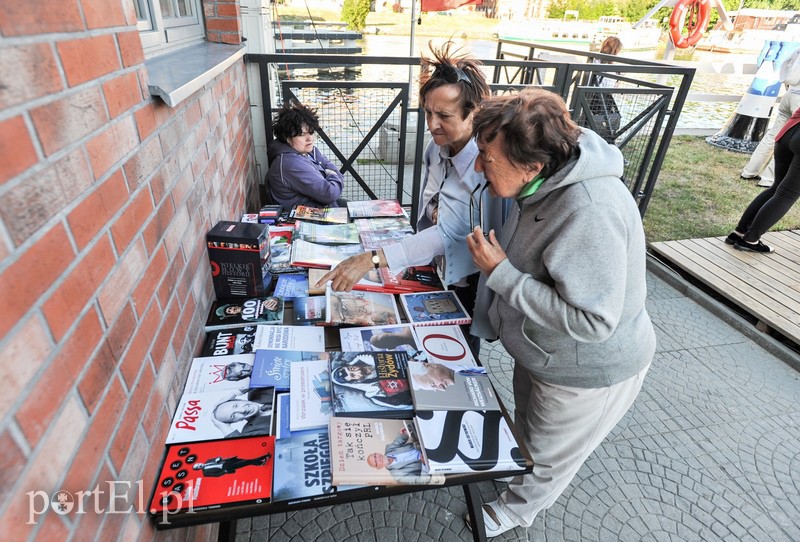 Spotkanie literackie z Sylwią Chutnik i  Jakubem Żulczykiem zdjęcie nr 108294