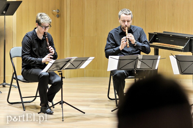 Muzykę dawną znają i grają tu od dawna zdjęcie nr 108991