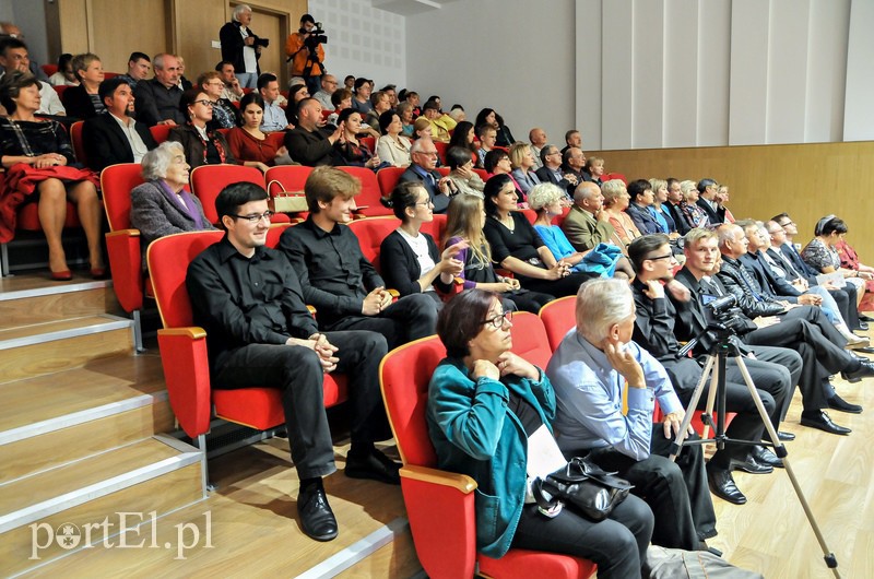 Muzykę dawną znają i grają tu od dawna zdjęcie nr 108981