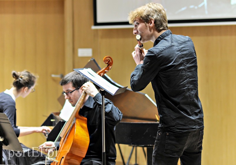 Muzykę dawną znają i grają tu od dawna zdjęcie nr 108997