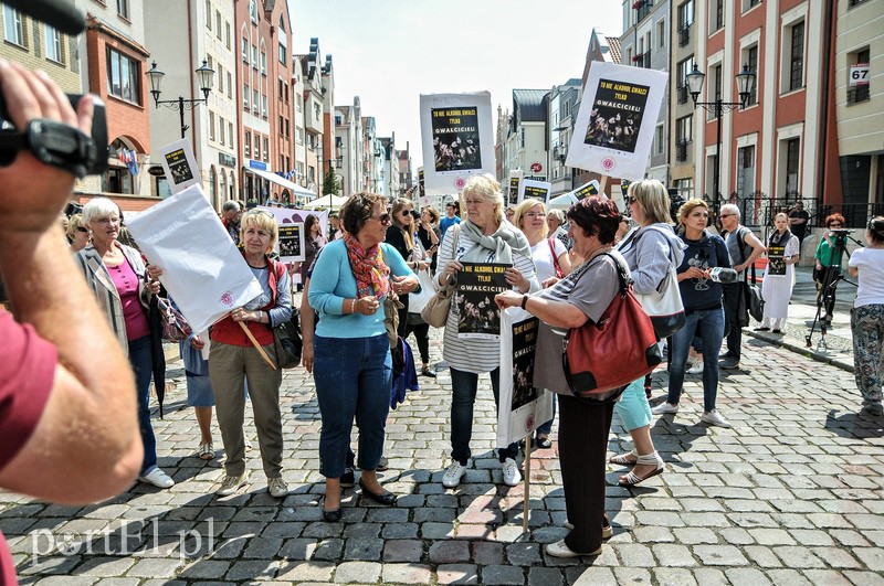 Protest w obronie ofiar gwałtów zdjęcie nr 110142