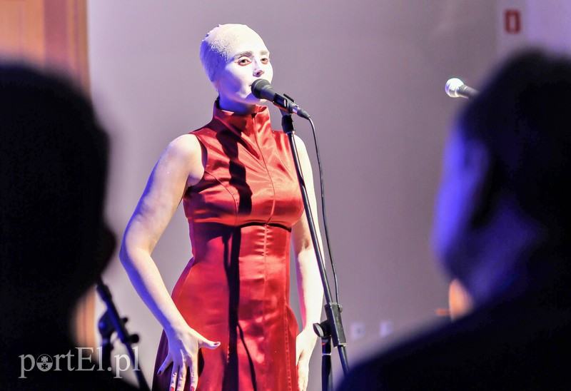  Oby nowych koleżanek było jak najmniej zdjęcie nr 112868