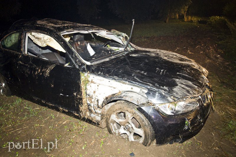  Dachowanie w BMW, wszyscy byli pijani zdjęcie nr 112900