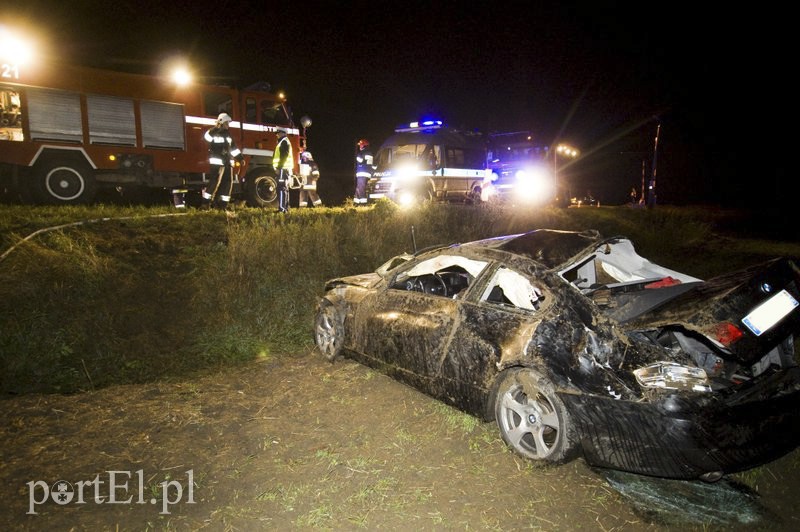  Dachowanie w BMW, wszyscy byli pijani zdjęcie nr 112899