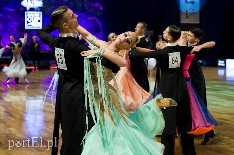 Elbląg  Zatańczyli tango i walca