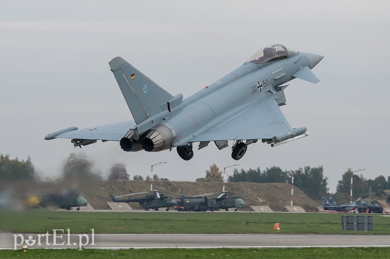 Dragon również w powietrzu zdjęcie nr 115742