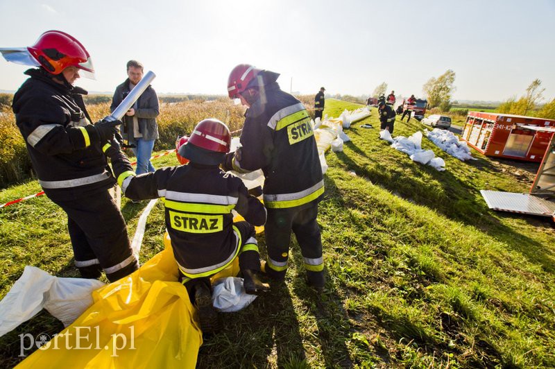  Ćwiczyli na wypadek powodzi zdjęcie nr 116207