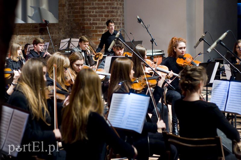 Koncert chóru w Galerii EL zdjęcie nr 116368