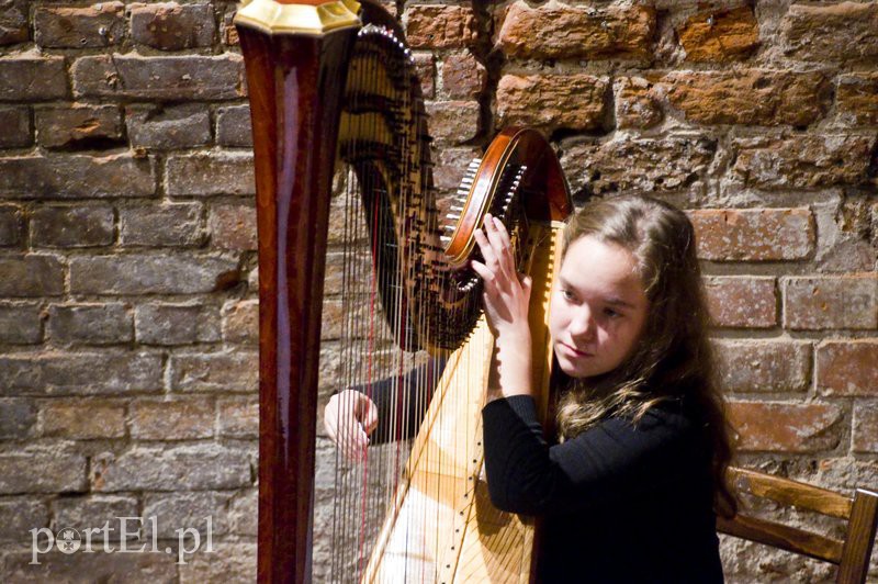 Koncert chóru w Galerii EL zdjęcie nr 116382