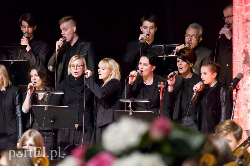 Koncert chóru w Galerii EL zdjęcie nr 116387