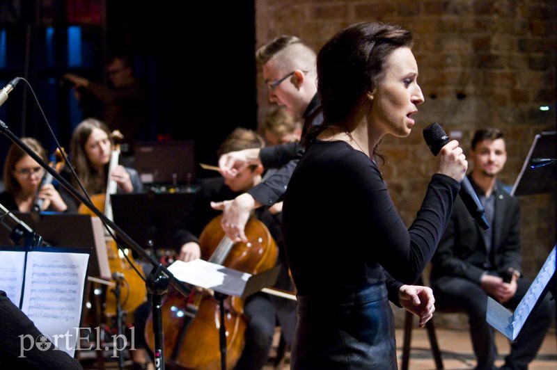 Koncert chóru w Galerii EL zdjęcie nr 116371