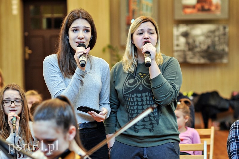  Będą kolędować na znaną i nieznaną nutę zdjęcie nr 117990