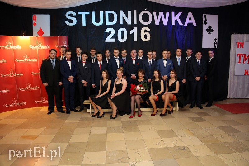 Studniówka w starym stylu zdjęcie nr 121065