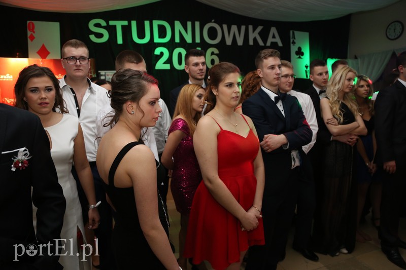 Studniówka w starym stylu zdjęcie nr 121151