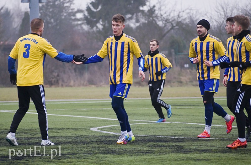  Olimpia wygrała z Powiślem zdjęcie nr 121575