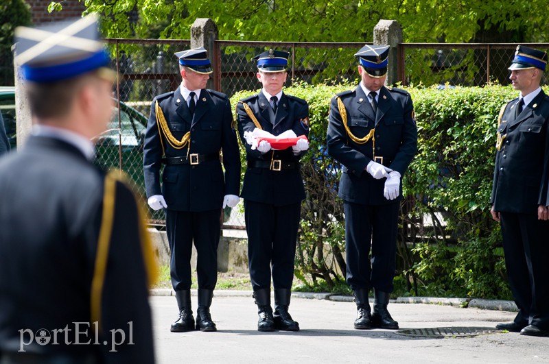 Elbląg Dla strażaków awanse, dla komendanta emerytura
