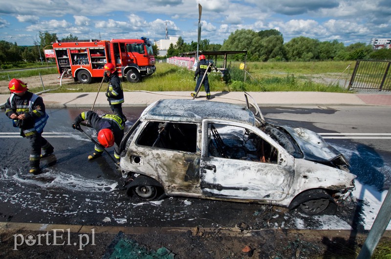 Elbląg  Samochód w ogniu