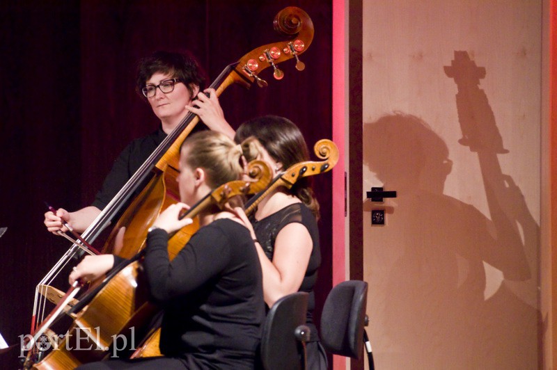 Miłość niejeden ma dźwięk zdjęcie nr 130097