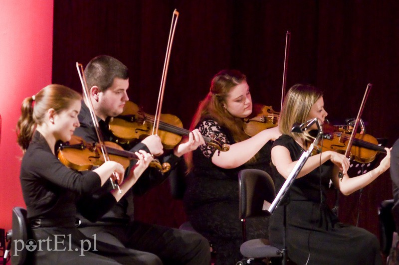 Miłość niejeden ma dźwięk zdjęcie nr 130108