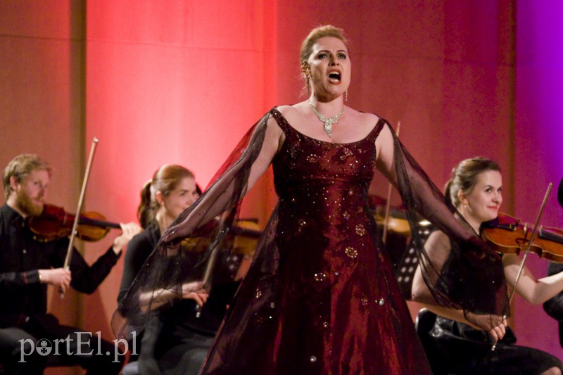 Miłość niejeden ma dźwięk zdjęcie nr 130102