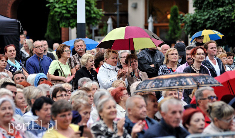 Cygański koncert w deszczu zdjęcie nr 131446