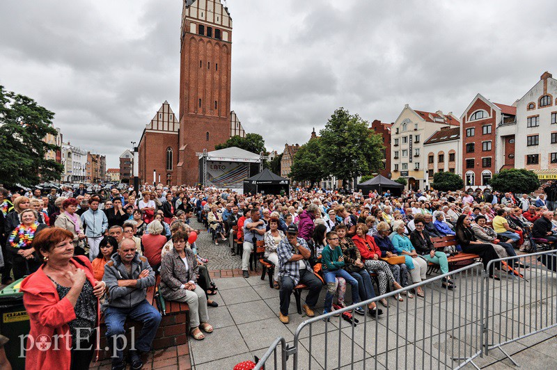 Cygański koncert w deszczu zdjęcie nr 131438