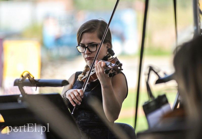 Wiersze i muzyka pod katedrą zdjęcie nr 131627