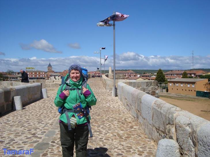 Kamienny most na rzece de Orbigo. Jedno z ważnych miejsc na Camino. Od XIII wieku, gdy most został wybudowany,