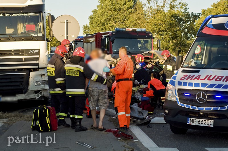  Wypadek na "siódemce", są ranni zdjęcie nr 132781