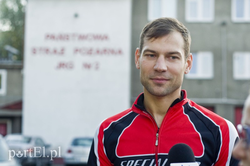 Elbląg Pali się do pomocy