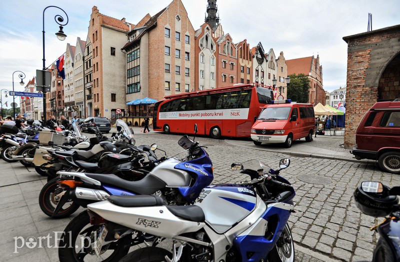 Krwiodawcy na motocyklach i z sercem na dłoni zdjęcie nr 135231