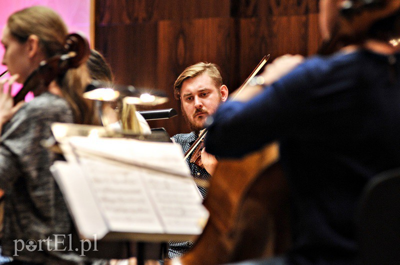 Maturzyści poważnie uzależnią się od muzyki poważnej zdjęcie nr 136422