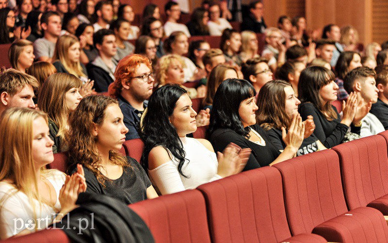 Maturzyści poważnie uzależnią się od muzyki poważnej zdjęcie nr 136420