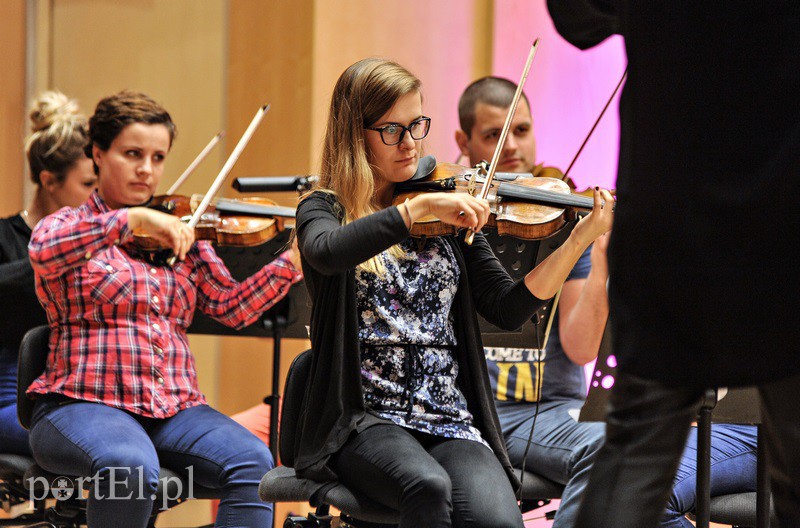 Maturzyści poważnie uzależnią się od muzyki poważnej zdjęcie nr 136418