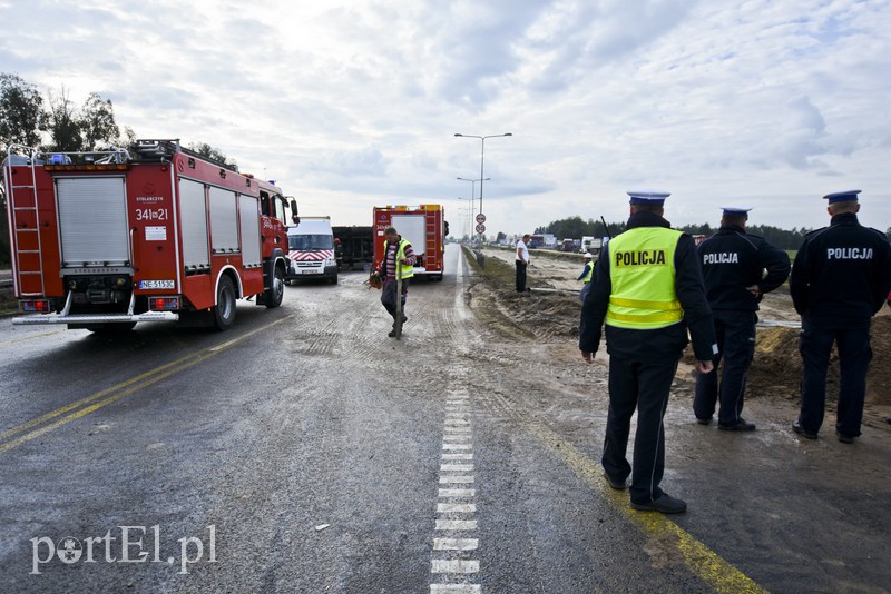Tir zablokował ruch na siódemce zdjęcie nr 136538