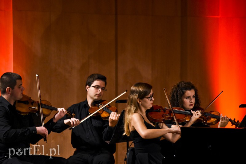 EOK znów zaskoczyła słuchaczy zdjęcie nr 137306