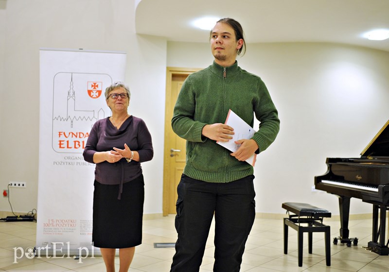 Fundacja Elbląg rozdała stypendia zdjęcie nr 138331