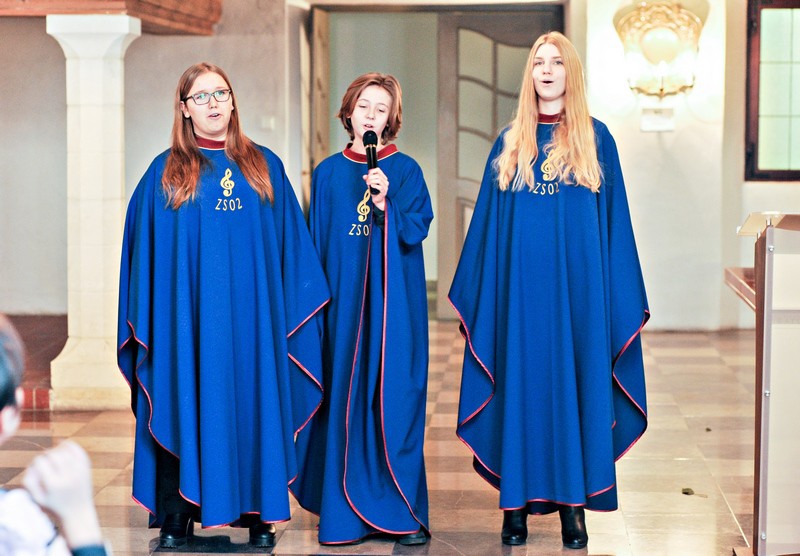 Im jest bliżej do innych ludzi zdjęcie nr 140279