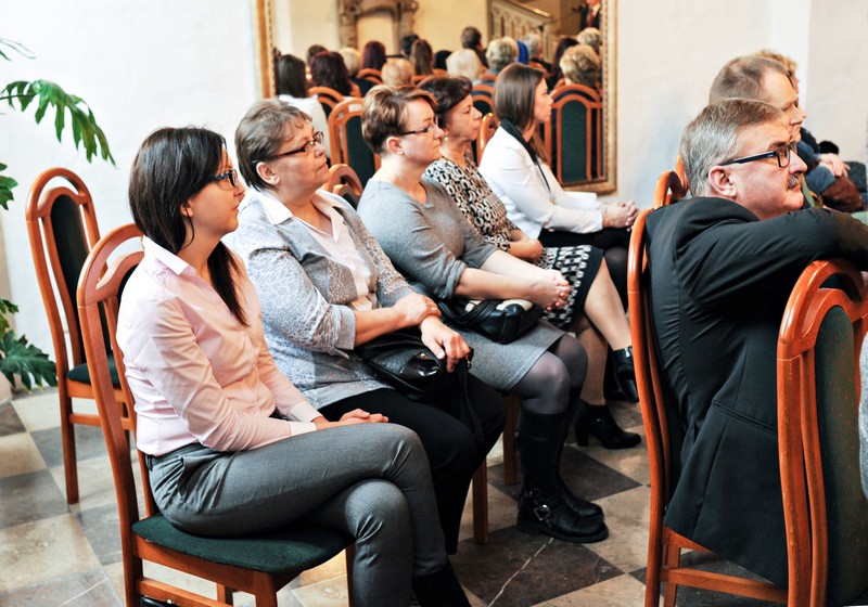 Im jest bliżej do innych ludzi zdjęcie nr 140264