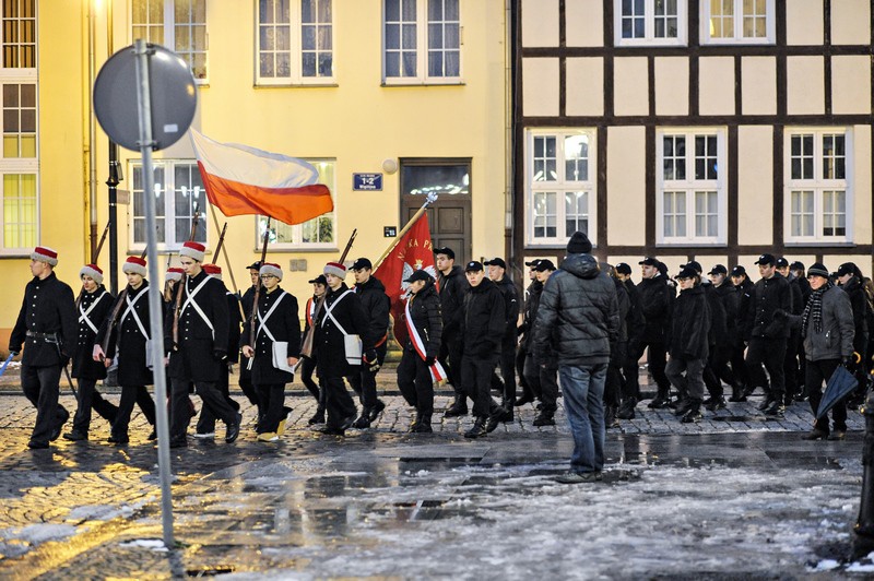 Maszerowali, jak kiedyś podchorążowie zdjęcie nr 140896