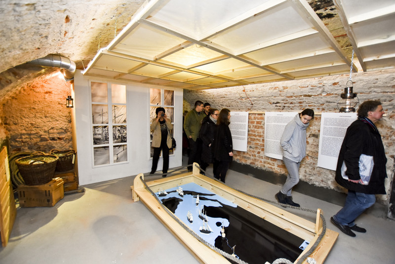 Krucha historia w kolorze blue zdjęcie nr 141398