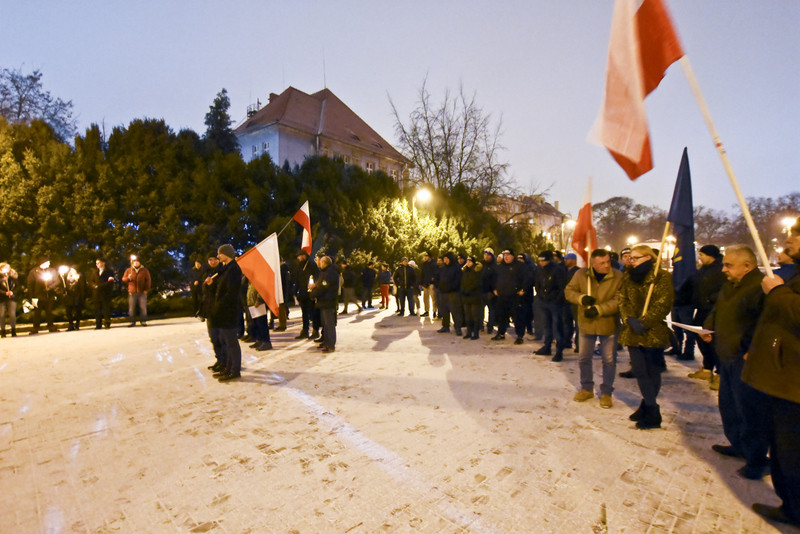 Spokojne obchody narodowców zdjęcie nr 141671