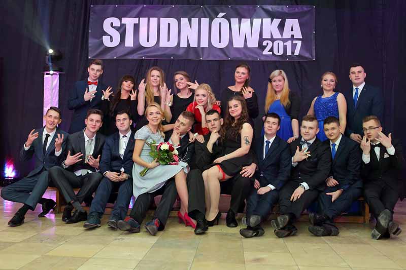 Studniówka w starym stylu zdjęcie nr 144581