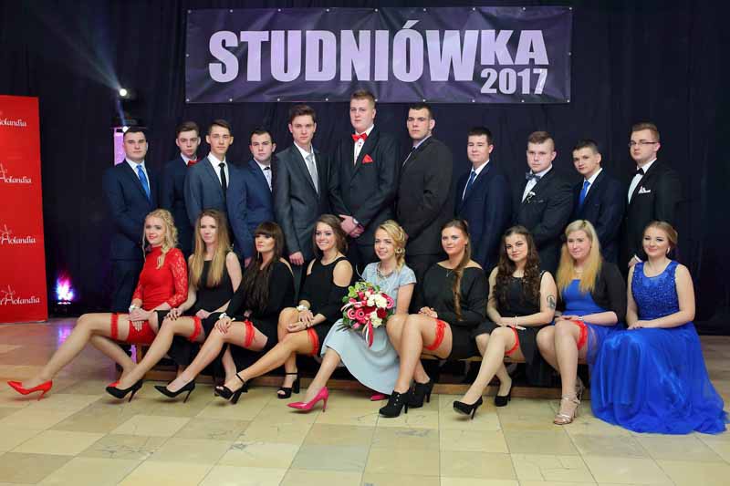 Studniówka w starym stylu zdjęcie nr 144578