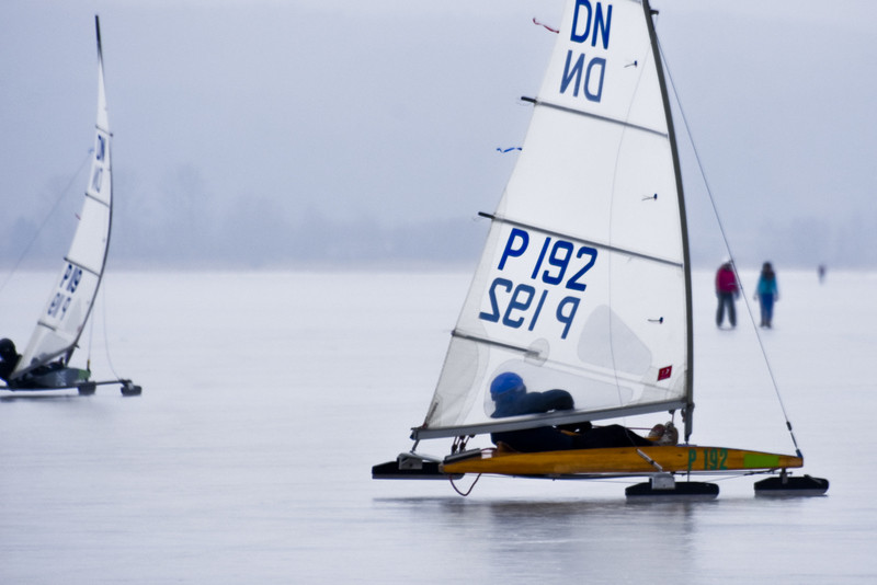 Adrenalina niesiona wiatrem, żaglem i płozami zdjęcie nr 145170