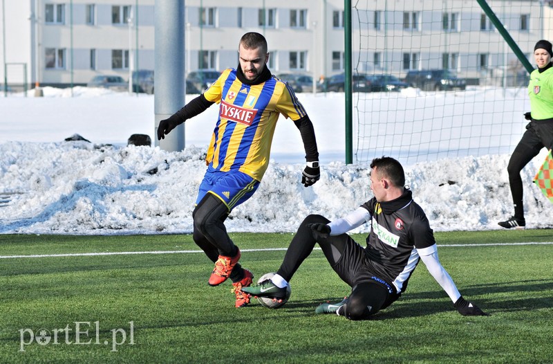 Olimpia poległa w starciu z Huraganem zdjęcie nr 145638